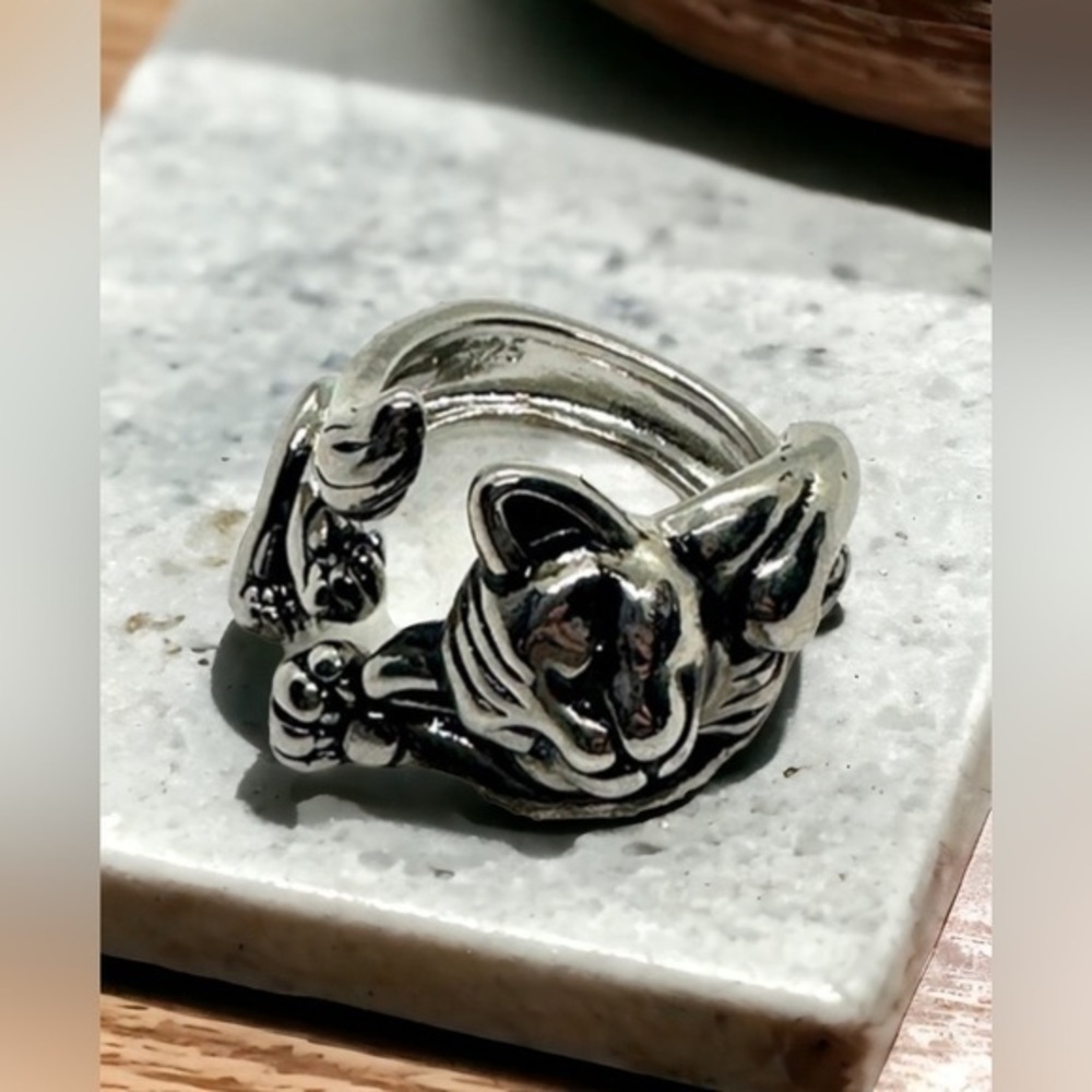 Silver Plated Adjustable Cat Ring 🦕